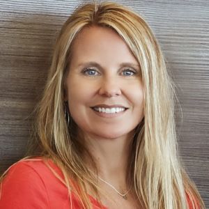 Meet your Posher, Louann